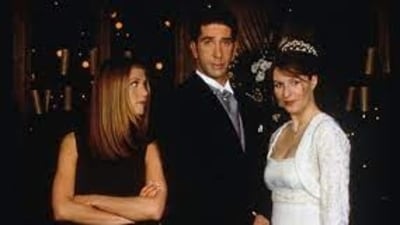 He mentioned in the book how Helen's chemistry never bounced off with David Schwimmer, who played Ross in the comedy-drama.