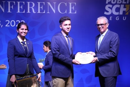 Chief Guest, Mr. Syed Akbaruddin, Former permanent representative of India to the United Nations and Dean of Kautilya School of Public Policy welcomed by Head Boy and Head Girl of The Hyderabad Public School, Begumpet