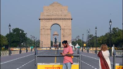 A view of Kartavya Path near India Gate in New Delhi on Sunday. (Sanjeev Verma/HT) A view of Kartavya Path near India Gate in New Delhi on Sunday. (Sanjeev Verma/HT)