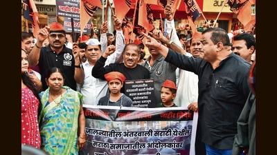 Mumbai, India – Sept 03, 2023: Sakal Martha Samaj activists stage a protest opp plaza in Dadar against the Jalna administration over the alleged lathi charge on protestor’s, at Dadar, in Mumbai, India, on Sunday, Sept 03, 2023. (Photo by Bhushan Koyande/HT Photo) Mumbai, India – Sept 03, 2023: Sakal Martha Samaj activists stage a protest opp plaza in Dadar against the Jalna administration over the alleged lathi charge on protestor’s, at Dadar, in Mumbai, India, on Sunday, Sept 03, 2023. (Photo by Bhushan Koyande/HT Photo)