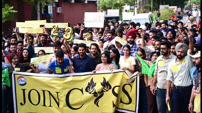 Supporters of CYSS taking out a rally at Panjab University in Chandigarh on Sunday. (Keshav Singh/HT) Supporters of CYSS taking out a rally at Panjab University in Chandigarh on Sunday. (Keshav Singh/HT)