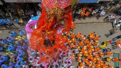 Maharashtra: The 'Dahi Handi' tradition is prevalent in Maharashtra as well, where groups called 'Govindas' form human pyramids to break the handi (pot) suspended at a height. Mumbai, particularly in areas like Dadar and Lalbaug, witnesses fierce and competitive Dahi Handi events. Special Janmashtami processions are organised, featuring idols of Lord Krishna. (Kunal Patil / HT Photo) Maharashtra: The 'Dahi Handi' tradition is prevalent in Maharashtra as well, where groups called 'Govindas' form human pyramids to break the handi (pot) suspended at a height. Mumbai, particularly in areas like Dadar and Lalbaug, witnesses fierce and competitive Dahi Handi events. Special Janmashtami processions are organised, featuring idols of Lord Krishna. (Kunal Patil / HT Photo)
