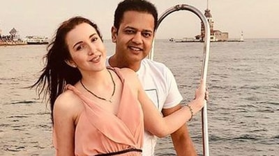 Rahul Mahajan and Natalya Ilina kept their wedding a secret for a long time. Rahul Mahajan and Natalya Ilina kept their wedding a secret for a long time.