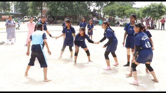 Players during a kabaddi match at the block-level games of Khedan Watan Punjab Diyan in Ludhiana. (HT PHOTO)