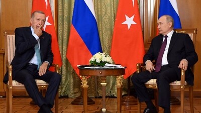 Russian President Vladimir Putin, right, speaks to Turkish President Recep Tayyip Erdogan during their meeting. (AP) Russian President Vladimir Putin, right, speaks to Turkish President Recep Tayyip Erdogan during their meeting. (AP)