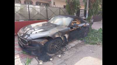 The car owner said he had bought the BMW Z4 recently for ₹90 lakh, adding that the accused, who were wearing T-shirts of a food delivery company, were captured in their CCTV camera. (HT Photo) The car owner said he had bought the BMW Z4 recently for ₹90 lakh, adding that the accused, who were wearing T-shirts of a food delivery company, were captured in their CCTV camera. (HT Photo)