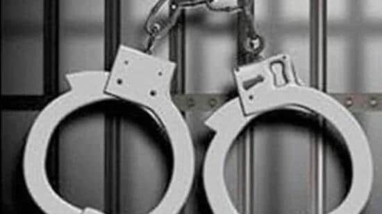 During the search, police found 898 grams of drugs worth in the accused’ custody. Police brought him to Wakad police station for further investigation. (REPRESENTATIVE PHOTO)
