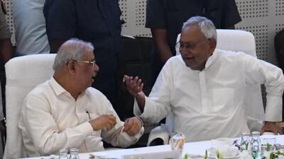 Bihar governor Rajendra Vishwanath Arlekar and chief minister Nitish Kumar were at a Patna University event Bihar governor Rajendra Vishwanath Arlekar and chief minister Nitish Kumar were at a Patna University event