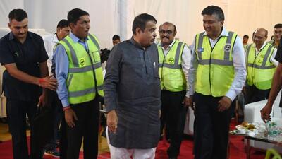Union transport minister Nitin Gadkari on an inspection visit to Dwarka Expressway on Monday evening. (Parveen Kumar/HT Photo) Union transport minister Nitin Gadkari on an inspection visit to Dwarka Expressway on Monday evening. (Parveen Kumar/HT Photo)