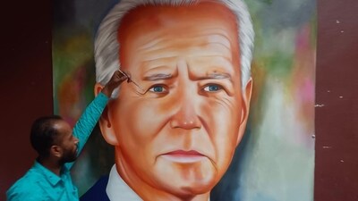 5ft by 7ft portrait of Joe Biden painted in Amritsar ahead of G20 summit. (Sameer Sehgal/ HT) 5ft by 7ft portrait of Joe Biden painted in Amritsar ahead of G20 summit. (Sameer Sehgal/ HT)