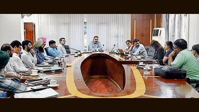 Members of the World Bank team along with officials of the municipal corporation during a meeting in Ludhiana on Wednesday. (HT Photo) Members of the World Bank team along with officials of the municipal corporation during a meeting in Ludhiana on Wednesday. (HT Photo)