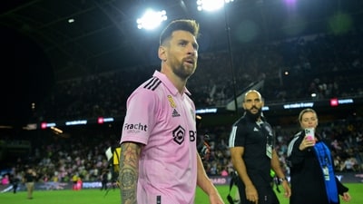Inter Miami forward Lionel Messi (10) celebrates the victory against Los Angeles FC at BMO Stadium. (USA TODAY Sports via Reuters Con)