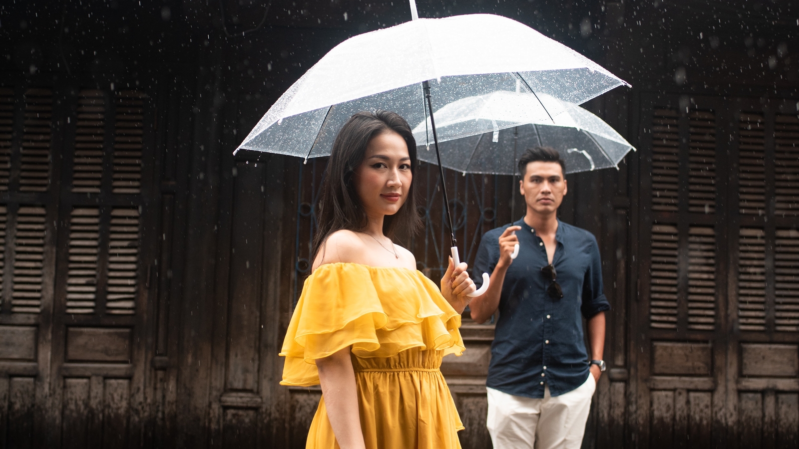 Beauty, skincare experts on tips to care for your skin during the monsoon season - Vimarsana News