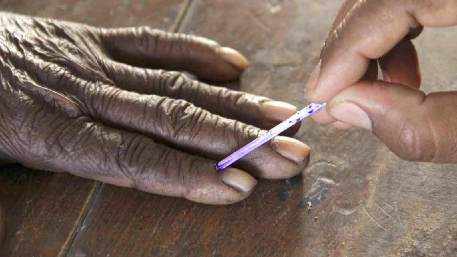 Ghosi bypoll results Live Updates: SP to retain or BJP to win? Counting to begin at 8am - Vimarsana News