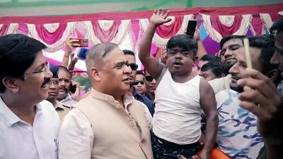 Assam chief minister Himanta Biswa Sarma at a public meeting on Thursday. (ANI) Assam chief minister Himanta Biswa Sarma at a public meeting on Thursday. (ANI)