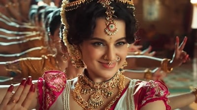 Kangana Ranaut in a still from Chandramukhi 2 trailer. Kangana Ranaut in a still from Chandramukhi 2 trailer.