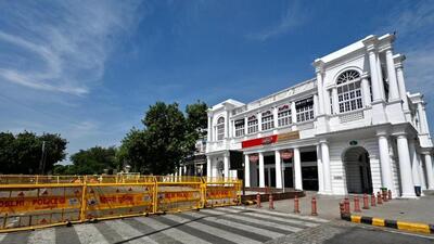 Even essential/grocery shops in places such as Bengali Market, Connaught Place and Khan Market remained closed (HT Photo/ Raj K Raj) Even essential/grocery shops in places such as Bengali Market, Connaught Place and Khan Market remained closed (HT Photo/ Raj K Raj)