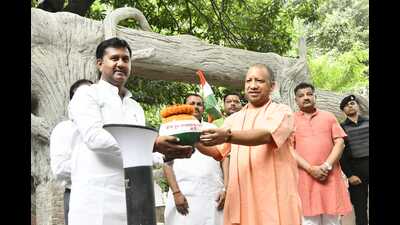 U.P. CM Yogi Adityanath at ‘Meri Mati Mera Desh’ event at Gorakhnath temple on September 8. (HT photo) U.P. CM Yogi Adityanath at ‘Meri Mati Mera Desh’ event at Gorakhnath temple on September 8. (HT photo)