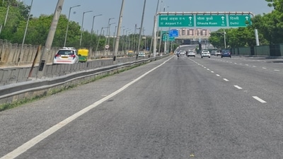 Deserted NH48 due to restrictions ov vehicular movement in view of G20 Summit on Friday. (HT Photo) Deserted NH48 due to restrictions ov vehicular movement in view of G20 Summit on Friday. (HT Photo)