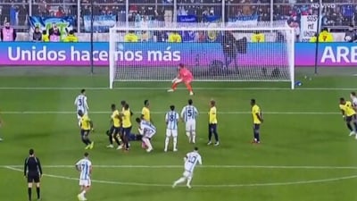 Lionel Messi scores from a free-kick against Ecuador (X) Lionel Messi scores from a free-kick against Ecuador (X)
