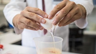 4. Food Sensitivity Testing: In some cases, weight gain may be linked to underlying food sensitivities or intolerances. Food sensitivities can trigger inflammation and water retention, leading to temporary weight gain. While healthy foods may not directly cause weight gain, a person may unknowingly consume foods to which they are sensitive. Identifying and eliminating these trigger foods from the diet can lead to weight loss and improved well-being. (File/AFP) 4. Food Sensitivity Testing: In some cases, weight gain may be linked to underlying food sensitivities or intolerances. Food sensitivities can trigger inflammation and water retention, leading to temporary weight gain. While healthy foods may not directly cause weight gain, a person may unknowingly consume foods to which they are sensitive. Identifying and eliminating these trigger foods from the diet can lead to weight loss and improved well-being. (File/AFP)