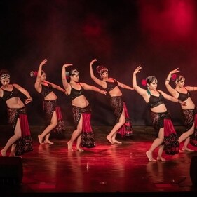 Catch The Fusion Art Collective perform live at Apparel House in Gurugram Catch The Fusion Art Collective perform live at Apparel House in Gurugram