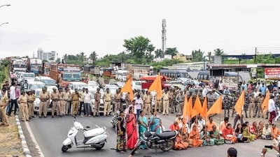 A Maratha group blocks Pune-Solapur highway against Jalna administration on September 3 over alleged lathicharge on protesters demanding Maratha reservation. (PTI) A Maratha group blocks Pune-Solapur highway against Jalna administration on September 3 over alleged lathicharge on protesters demanding Maratha reservation. (PTI)