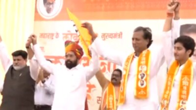 Shiv Sena leader and Maharashtra CM welcomed Rajendra Gudha to the party (Twitter Photo) Shiv Sena leader and Maharashtra CM welcomed Rajendra Gudha to the party (Twitter Photo)
