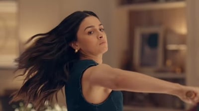 Alia Bhatt during a fight scene in the ad. Alia Bhatt during a fight scene in the ad.
