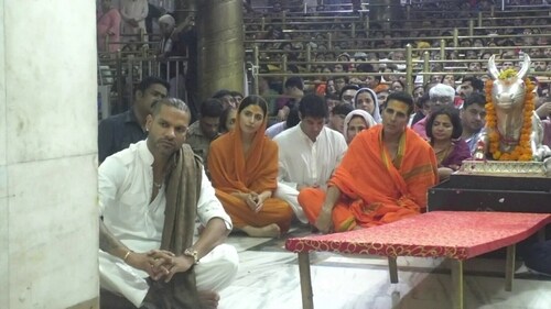 Shikhar Dhawan and Akshay Kumar at Mahakaleshwar temple. Shikhar Dhawan and Akshay Kumar at Mahakaleshwar temple.