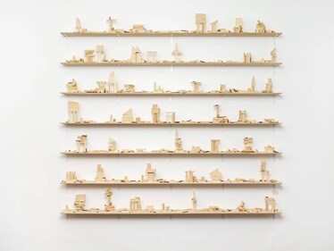 This art exhibition has works of artists such as Shilpa Gupta, Atul Dodiya, Atul Bhalla, and BV Doshi among others. This art exhibition has works of artists such as Shilpa Gupta, Atul Dodiya, Atul Bhalla, and BV Doshi among others.