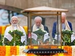 Prime Minister Narendra Modi, US President Joe Biden, Indonesia President Joko Widodo and Brazil President Luiz Inácio Lula da Silva lay wreath at Raj Ghat to pay homage to Mahatma Gandhi, in New Delhi on Sunday.
Prime Minister Narendra Modi, US President Joe Biden, Indonesia President Joko Widodo and Brazil President Luiz Inácio Lula da Silva lay wreath at Raj Ghat to pay homage to Mahatma Gandhi, in New Delhi on Sunday.