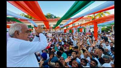 Former Haryana chief minister Bhupinder Singh Hooda during Jan Milan Samaroh in Karnal on Sunday. (HT Photo) Former Haryana chief minister Bhupinder Singh Hooda during Jan Milan Samaroh in Karnal on Sunday. (HT Photo)