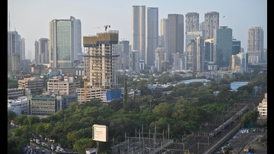In development havens such as Mahalaxmi, Mumbai, and others in the state, real estate agents will be allowed to operate only after they earn the certificate of competency by MahaRERA. (Anshuman Poyrekar/ HT Photo) In development havens such as Mahalaxmi, Mumbai, and others in the state, real estate agents will be allowed to operate only after they earn the certificate of competency by MahaRERA. (Anshuman Poyrekar/ HT Photo)