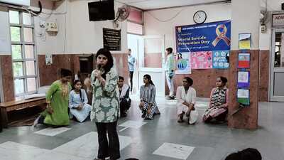 Students performing street play at Nur Manzil in Lucknow. (HT Photo)