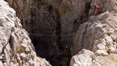 Rescuers descend to the entrance of Morca Cave as they take part in a rescue operation to reach U.S. caver Mark Dickey who fell ill and became trapped some 1,000 meters (3,280 ft) underground, near Anamur in Mersin province, southern Turkey. (REUTERS)