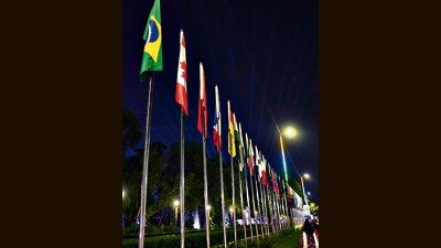 The key words that achieve this balance, according to former climate negotiators, are “clean,” “zero and low carbon” and “efficient solutions.” (ANI) The key words that achieve this balance, according to former climate negotiators, are “clean,” “zero and low carbon” and “efficient solutions.” (ANI)