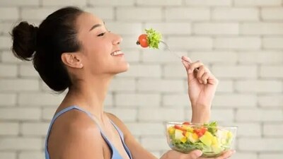 We should be able to understand hunger pangs and non-physical hunger cues and make differences between the two. (Unsplash) We should be able to understand hunger pangs and non-physical hunger cues and make differences between the two. (Unsplash)