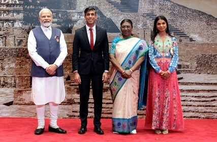 United Kingdom PM Rishi Sunak and the First Lady Akshata Murthy arrives at Bharat Mandapam for the G-20 Dinner, received by President Droupadi Murmu and Prime Minister Narendra Modi. (ANI) United Kingdom PM Rishi Sunak and the First Lady Akshata Murthy arrives at Bharat Mandapam for the G-20 Dinner, received by President Droupadi Murmu and Prime Minister Narendra Modi. (ANI)