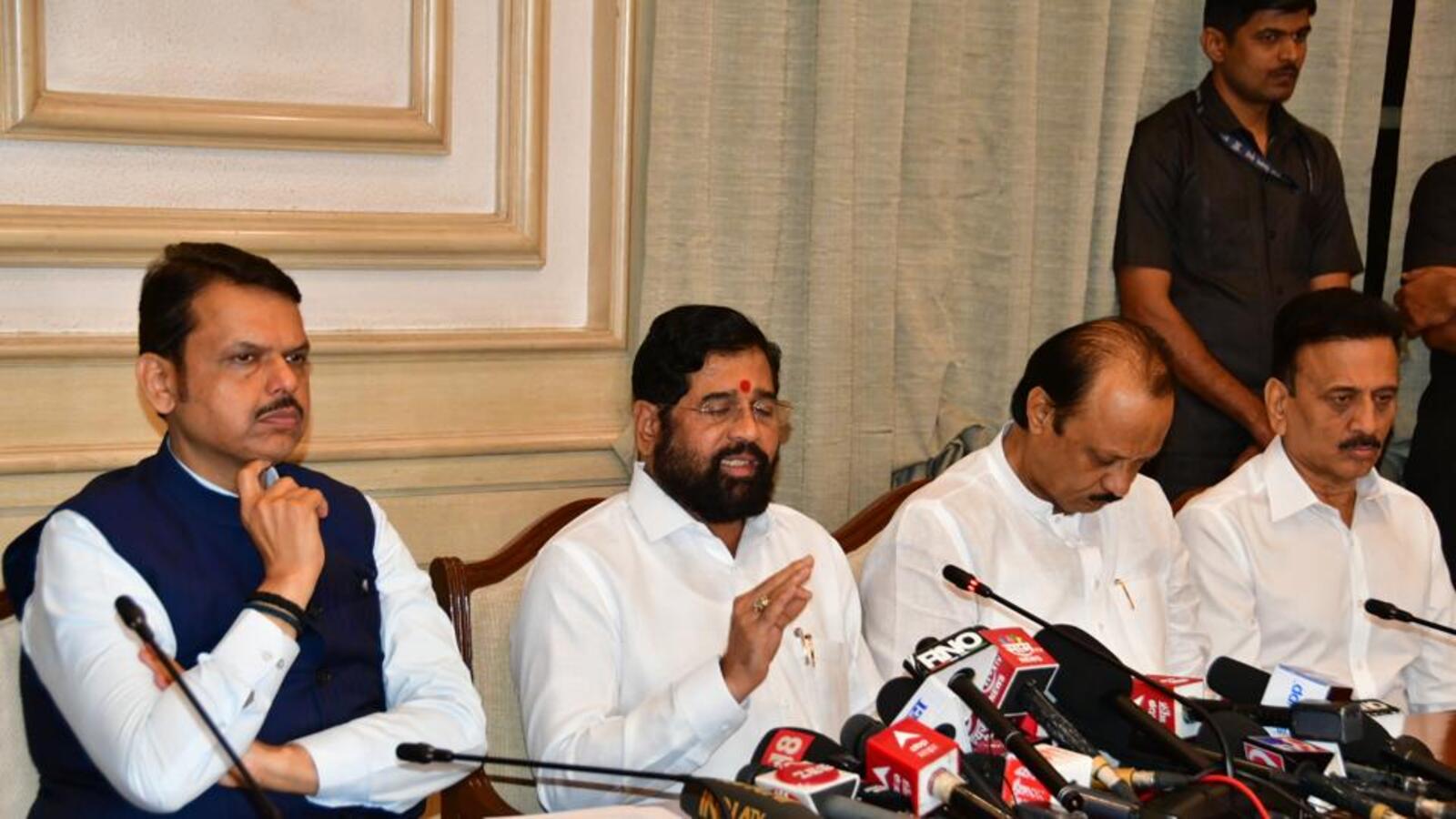 Maharashtra to withdraw all Maratha quota cases, suspend officers - Vimarsana News