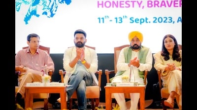 (From left) Punjab chief secretary Anurag Verma, comedian Kapil Sharma, CM Bhagwant Mann and tourism minister Anmol Gagan Maan in Mohali on Monday. (HT Photo) (From left) Punjab chief secretary Anurag Verma, comedian Kapil Sharma, CM Bhagwant Mann and tourism minister Anmol Gagan Maan in Mohali on Monday. (HT Photo)