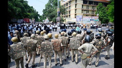 An earlier pic of the lawyers’ protest in Lucknow. (Representative Photo)
