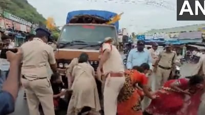 Women protestors being removed from streets (ANI) Women protestors being removed from streets (ANI)