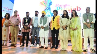 Punjab chief minister Bhagwant Mann along with chief secretary Anurag Verma, comedian Kapil Sharma, tourism minister Anmol Gagan Maan and others in Mohali on Monday. (HT photo) Punjab chief minister Bhagwant Mann along with chief secretary Anurag Verma, comedian Kapil Sharma, tourism minister Anmol Gagan Maan and others in Mohali on Monday. (HT photo)