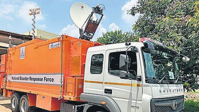 The ministry of home affairs (MHA) approved four hazmat vehicles that were secretly parked and ready for use in case of an attack during the summit. (HT Photo) The ministry of home affairs (MHA) approved four hazmat vehicles that were secretly parked and ready for use in case of an attack during the summit. (HT Photo)