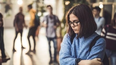 Practical strategies for managing social anxiety (istockphoto)