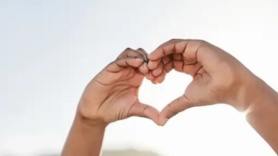 By releasing Dopamine, kindness helps in giving us the feeling of being rewarded by making others feel happy.&nbsp; (Unsplash)