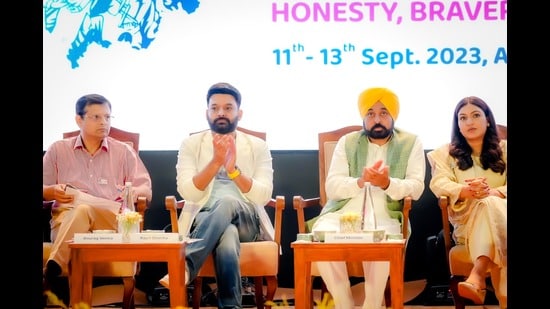 (From left) Punjab chief secretary Anurag Verma, comedian Kapil Sharma, CM Bhagwant Mann and tourism minister Anmol Gagan Maan in Mohali on Monday. (HT Photo)