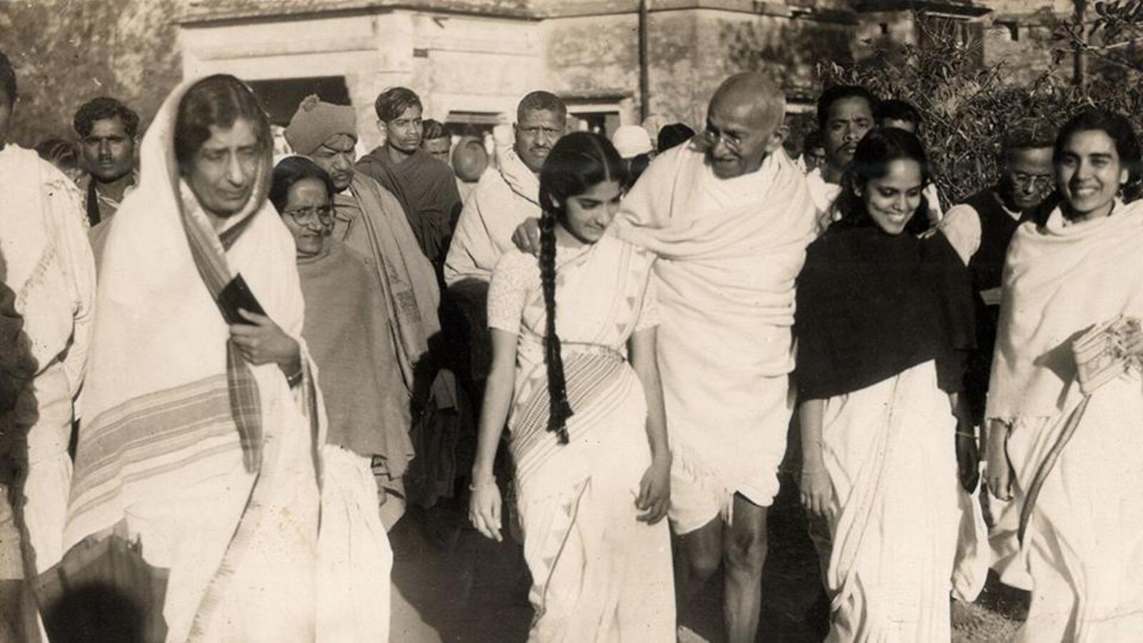 'The World Is Family': Anand Patwardhan's documentary premieres at Toronto fest | World News - Vimarsana News