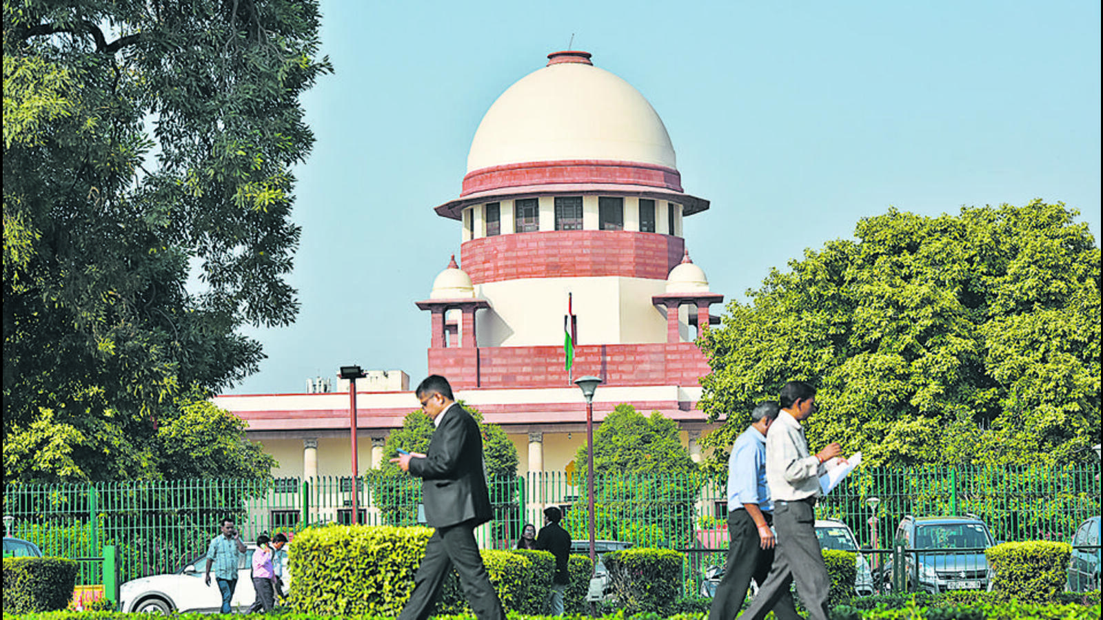 Decoding the SC verdict on investigations against bureaucrats - Vimarsana News